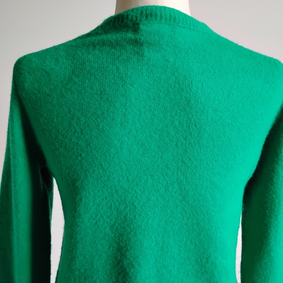 J. Crew Factory Extra Soft Crew Neck Sweater Bright Green Colorful Cozy Size XS - Picture 8 of 13